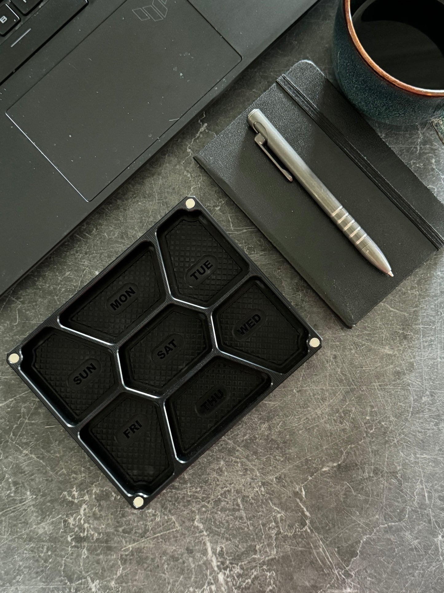 VITAMIN VAULT MINI - Anodized Black (Lidless)