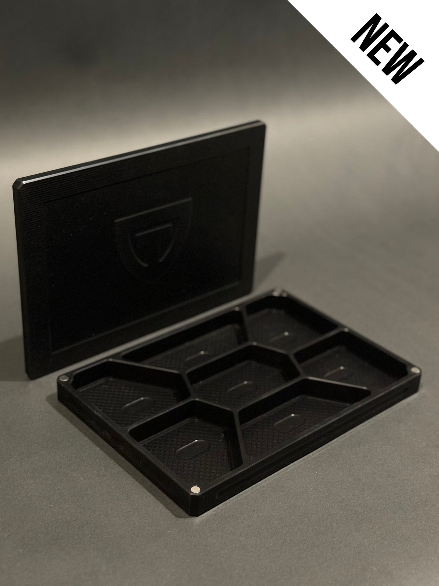 VITAMIN VAULT MEGA (Anodized Black)