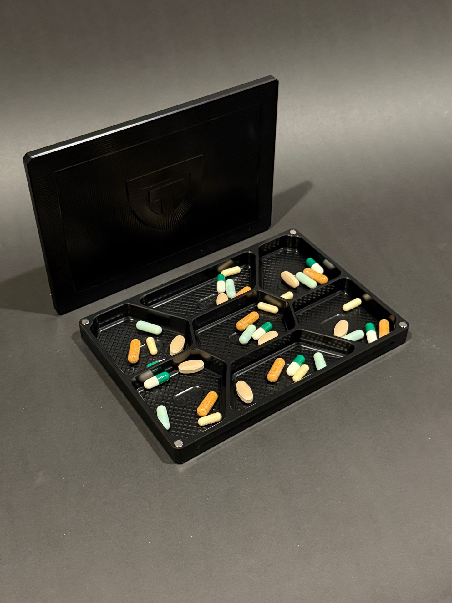 VITAMIN VAULT MEGA - Anodized Black